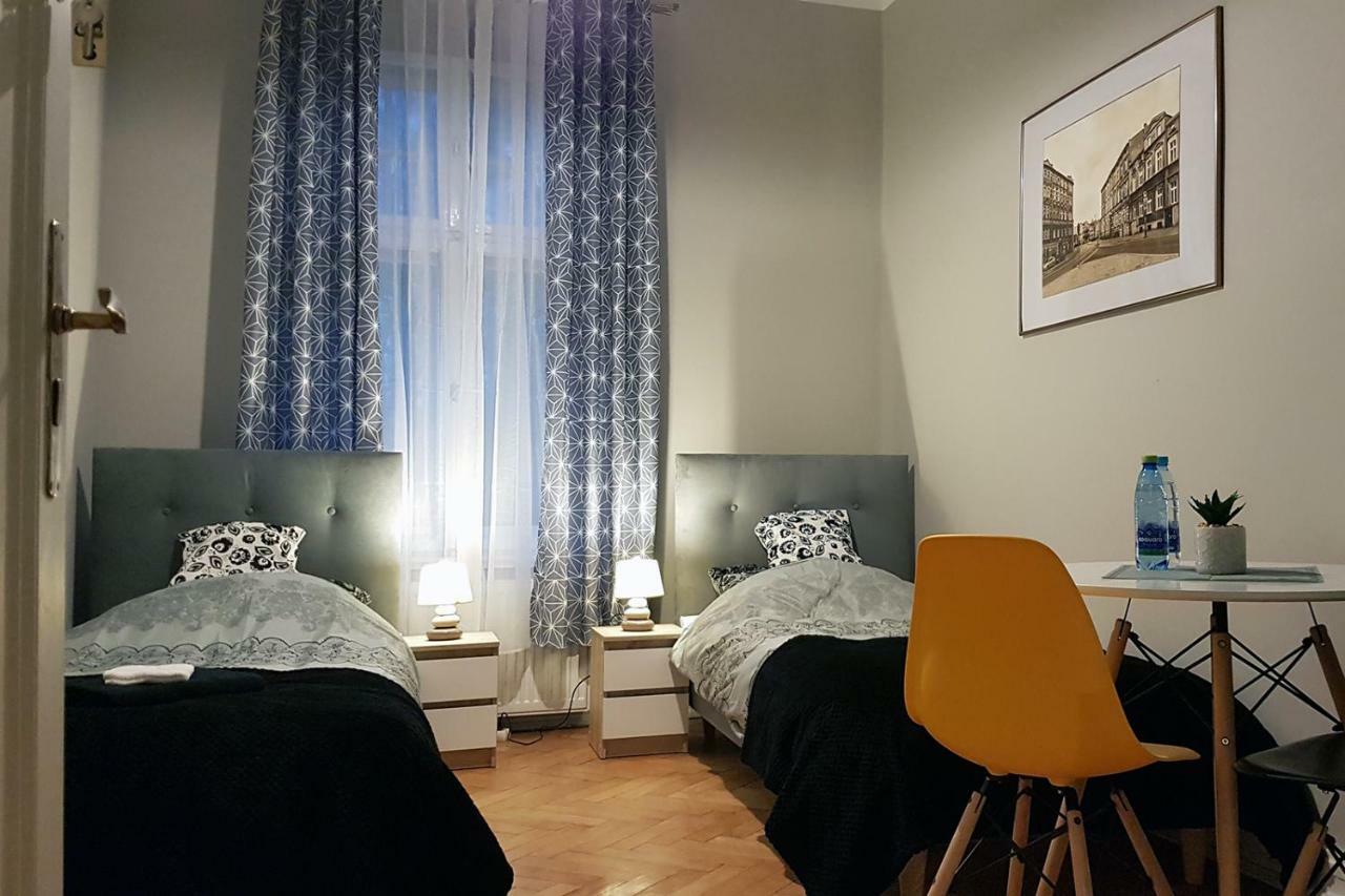 Czarna Owca- Pokoje Goscinne Gniezno Kültér fotó